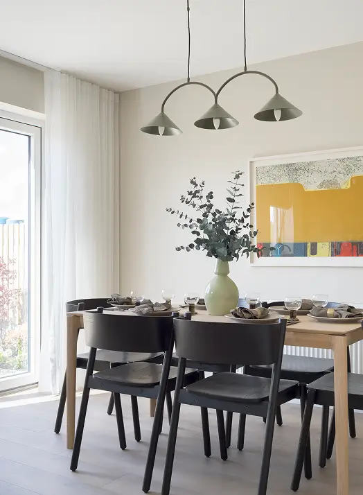 wicker walk - dining room